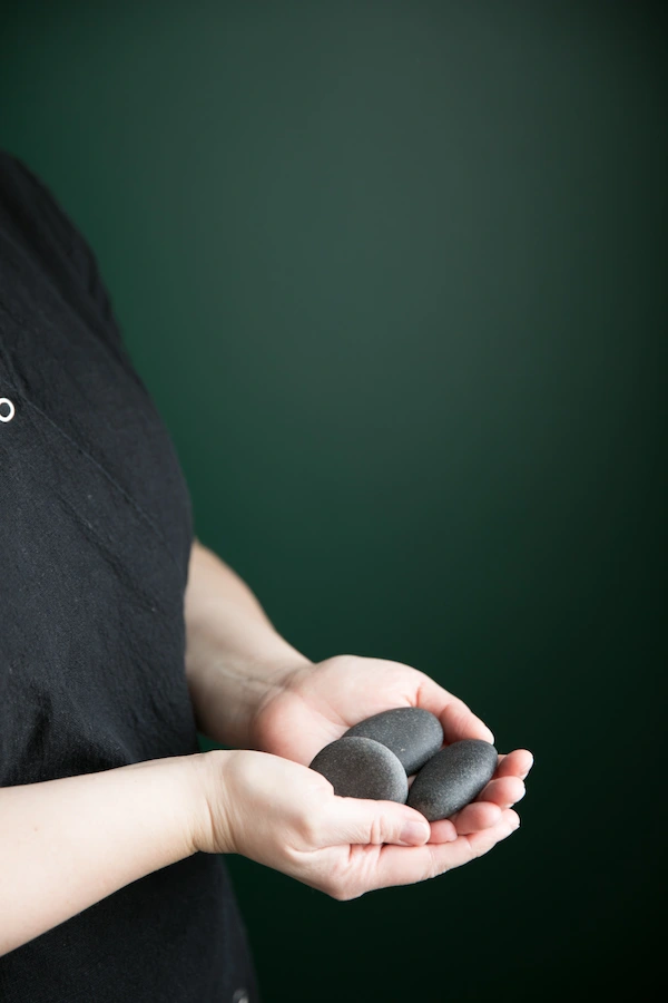 Brändikuvaus kauneushoitolassa, valokuvaus Tampere, Petra Vii