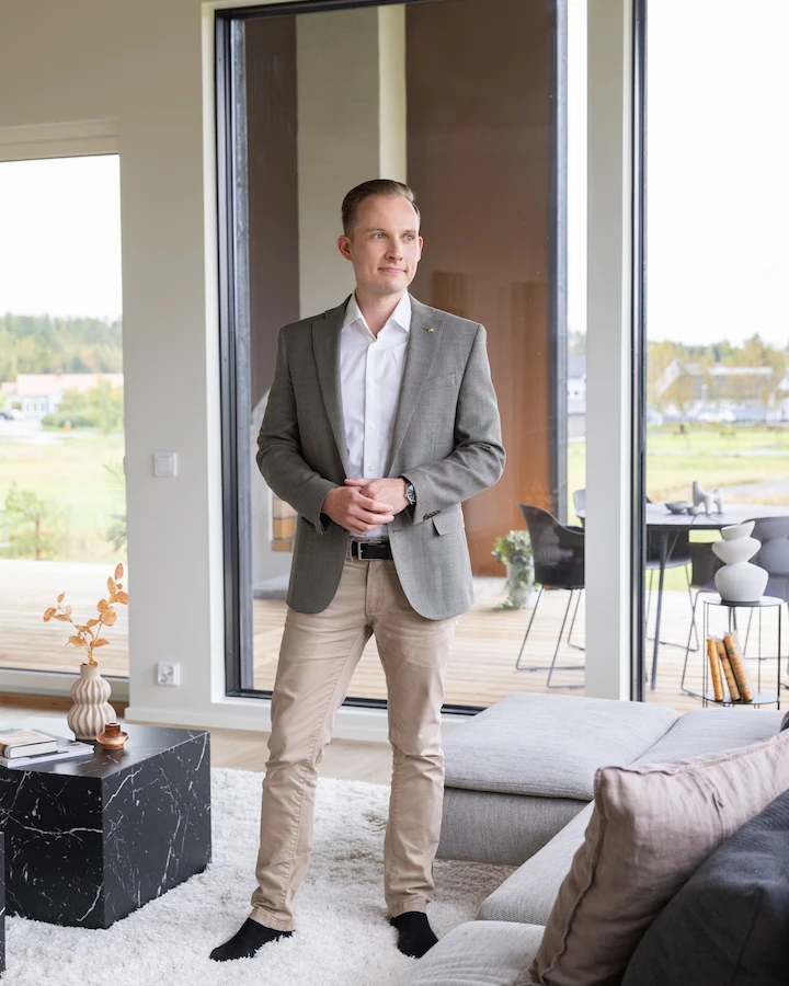 Henkilöbrändin kuvaus miljöössä, valokuvaaja Petra Vii